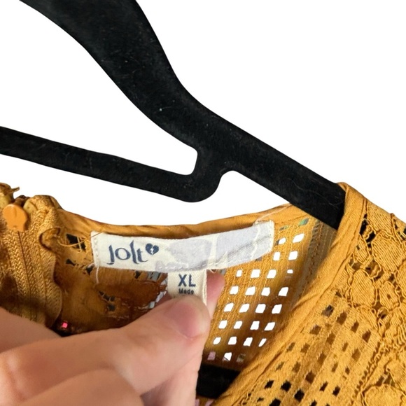 Jolt Gold, Lace and Pleated Tunic with Relaxed Fit and Slit Sleeves - Picture 3 of 8